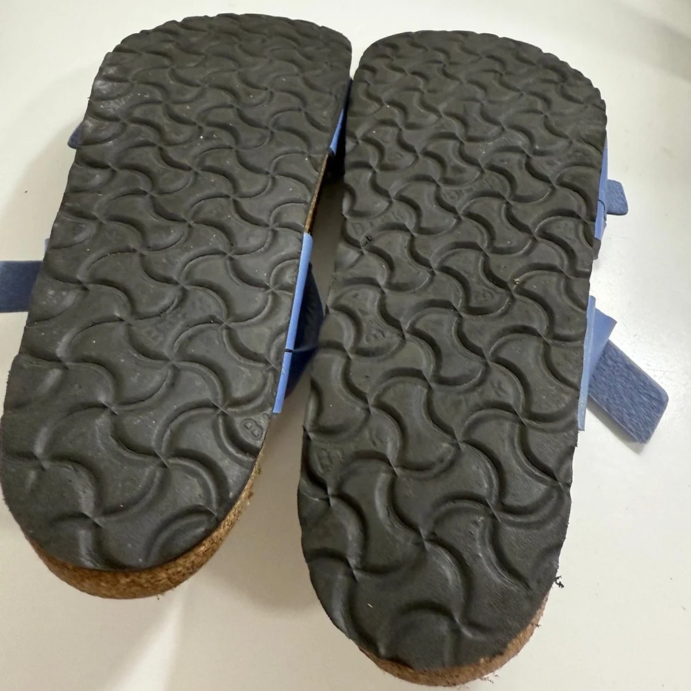 Birkenstock Lavender Strappy Sandals - Picture 6 of 6